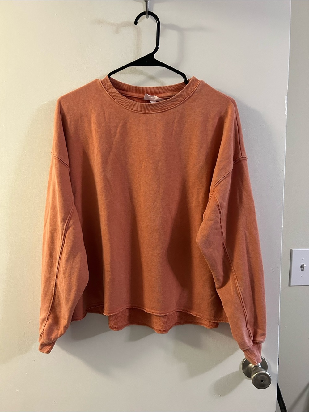 Colsie Women's Washed Rust Crewneck Sweatshirt